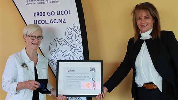 UCOL Institutional Medal recipient Helen Gilmour-Jones and UCOL Board Chair Verne Atmore