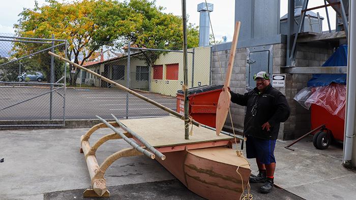 UCOL Construction Lecturer Anton William with the vaka he has built for the Moana JR production. 