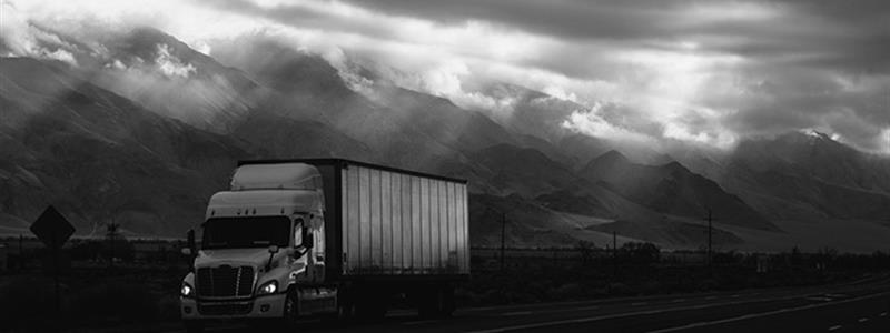 http://www.ucol.ac.nz/ProgrammeImages/Truck-by-Robson-Hatsukami-Morgan-via-unsplash.com.jpg