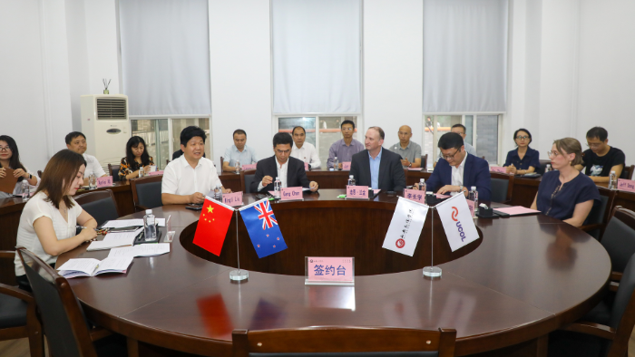 UCOL and Xi'an University at signing ceremony.png